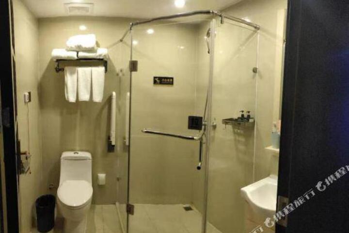Yijing Xizhu Kangyang Holiday Hotel