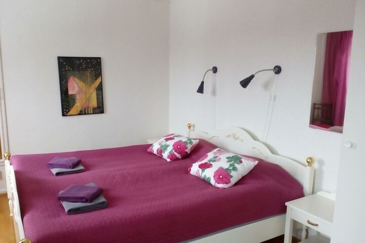 Room 12 of 63