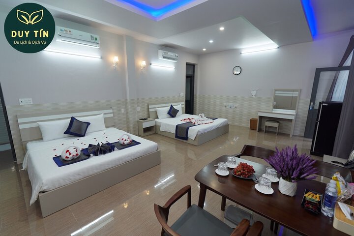Room 6 of 25
