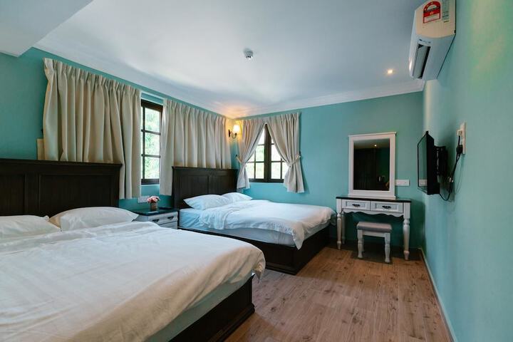 Room 13 of 41