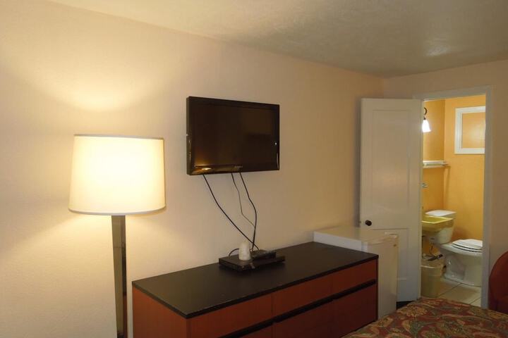 Room 31 of 49