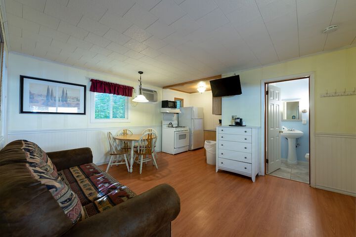 Room 98 of 225