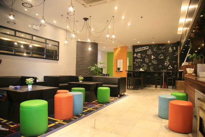 Guest Lobby