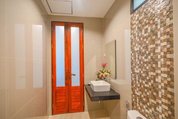 Room 22 of 47