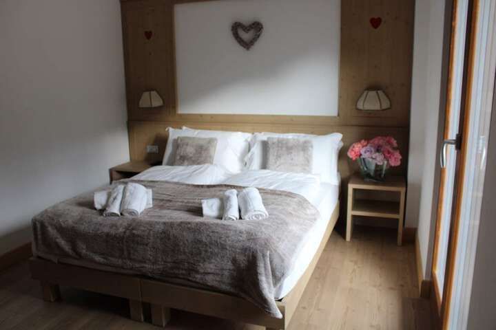 Room 50 of 78