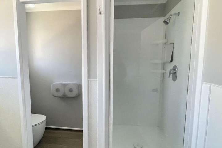Room 48 of 65