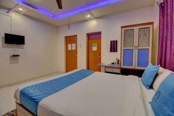 Room 17 of 60