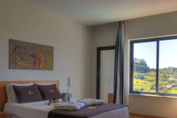 Hotel Suite Photo