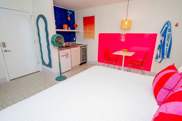 Room 10 of 47