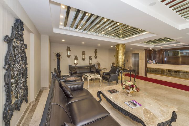 Hotel Lobby