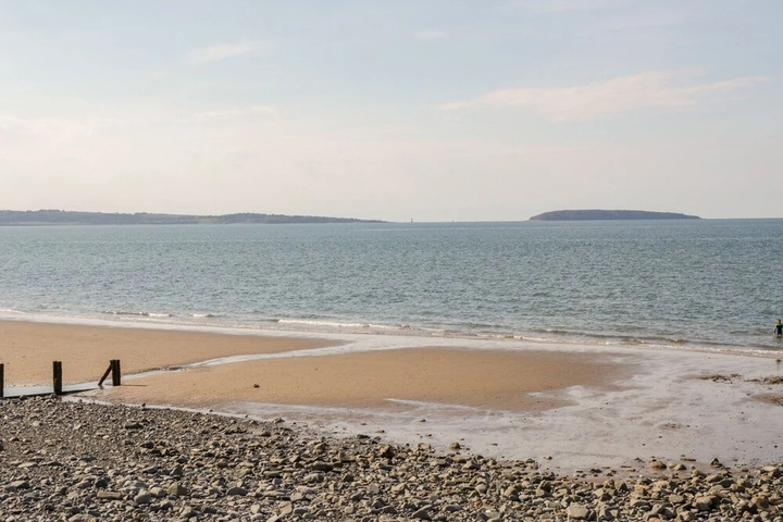 Beach 9 of 14
