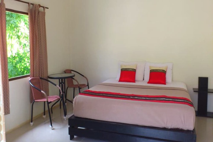 Room 5 of 50