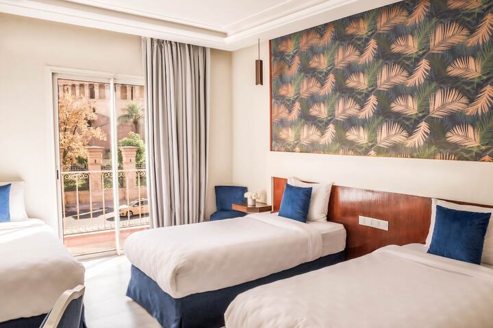 Room 21 of 30