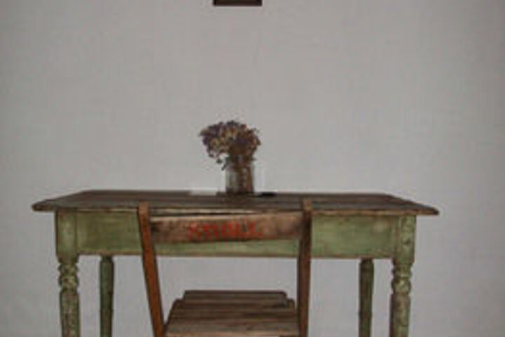 Room 9 of 11