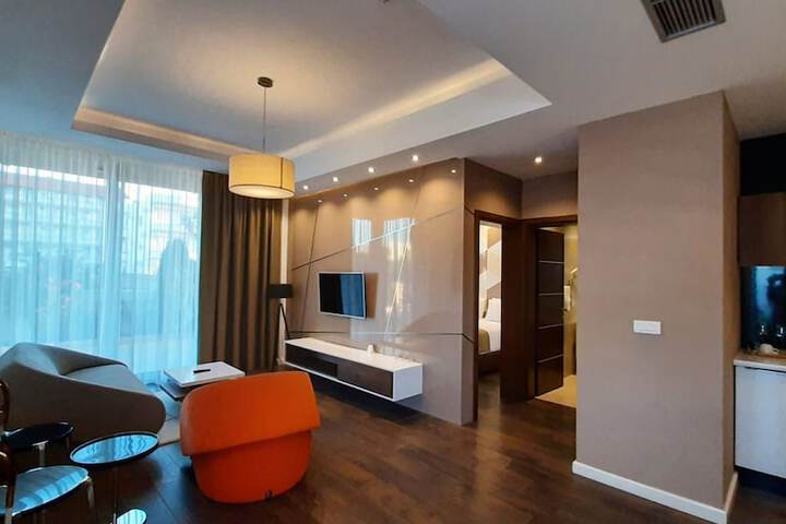 Room 41 of 140