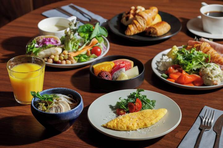 Dining 123 of 135
