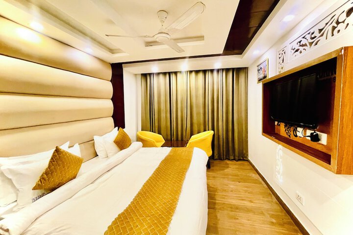 Room 28 of 55