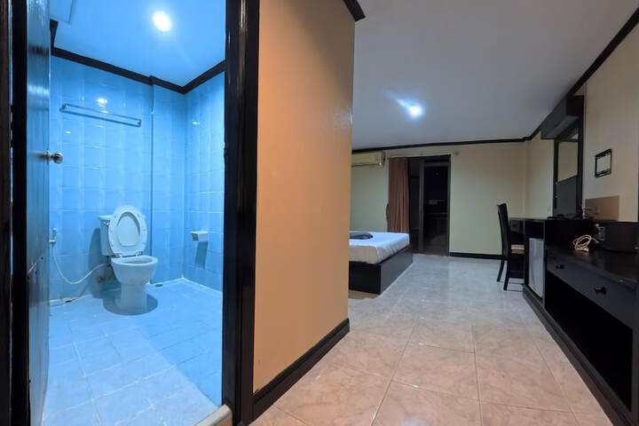 Room 4 of 29