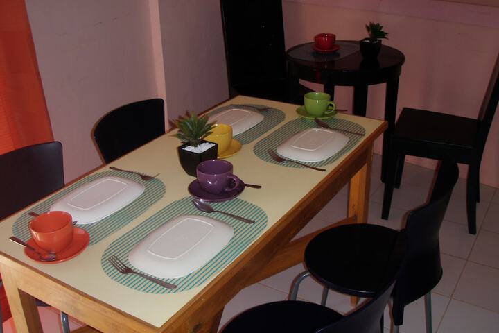 Dining 32 of 46