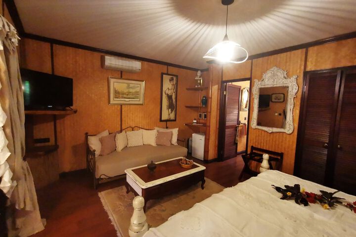 Room 129 of 404