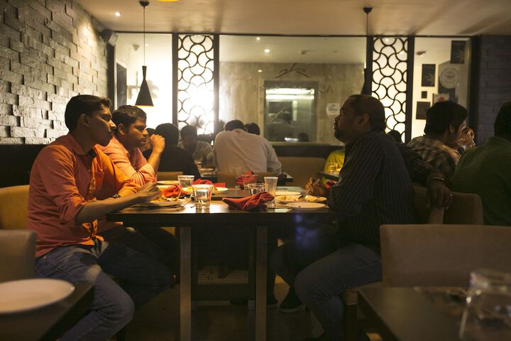 Dining Photos