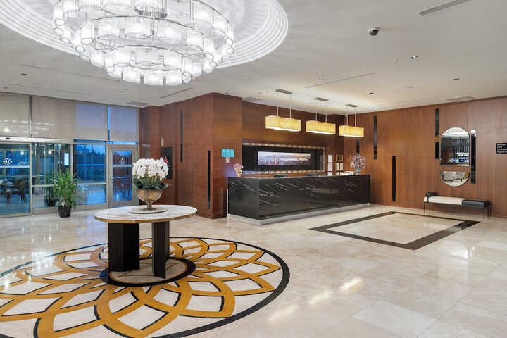 Guest Lobby