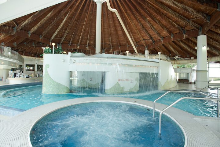 Hotel Pool