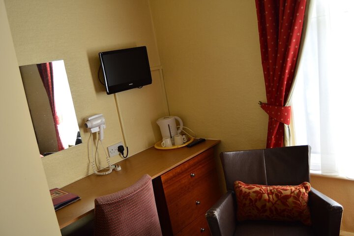 Room 17 of 61
