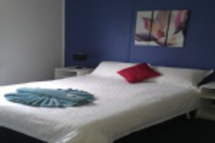 Room 85 of 300