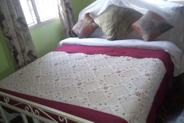 Room 9 of 31
