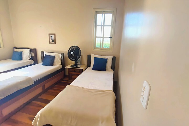 Room 44 of 201