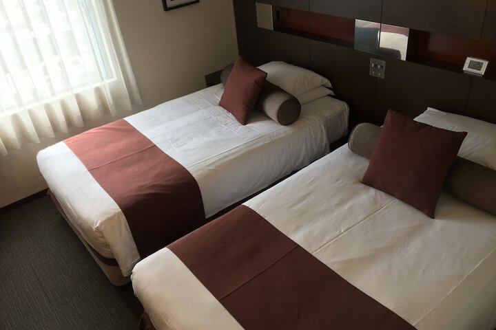 Room 8 of 52