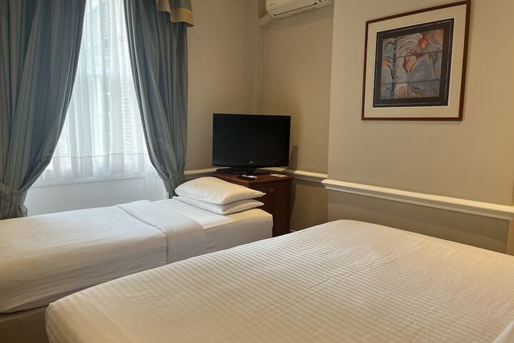 Room 19 of 58