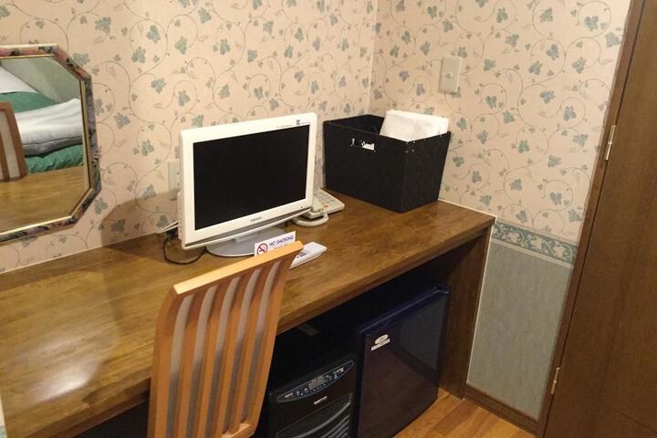 Room 13 of 39