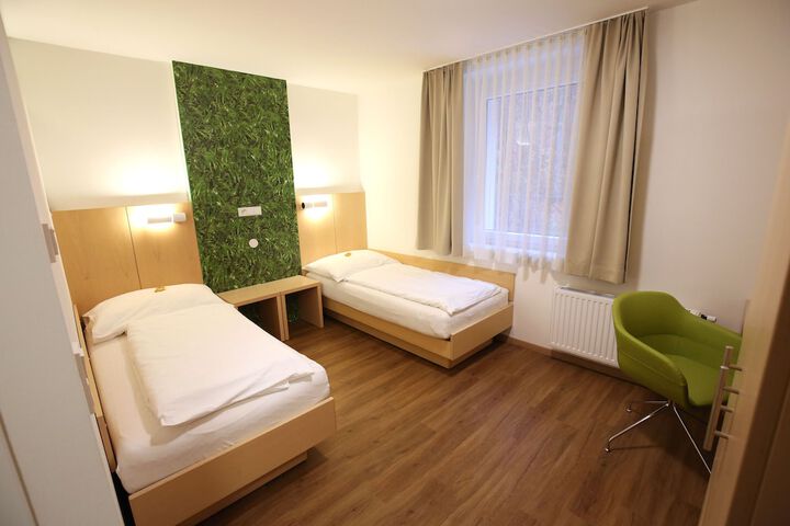 Room 14 of 49