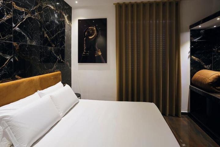Room 29 of 100