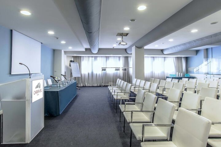 Business Center 31 of 47