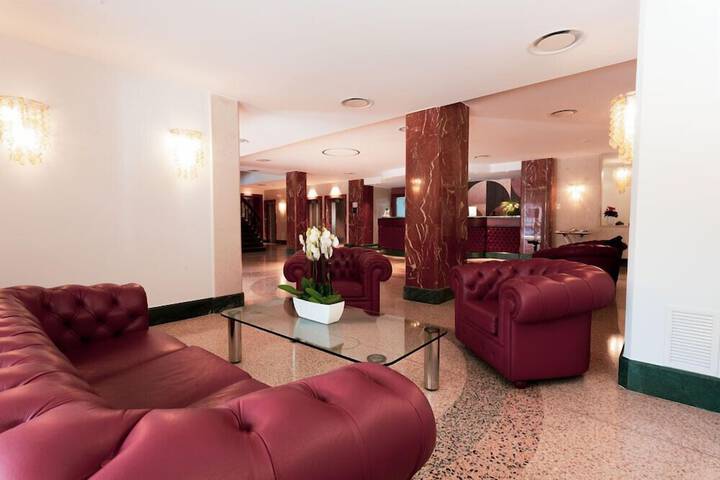 Hotel Interior 4 of 67