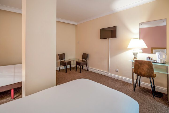 Room 41 of 66