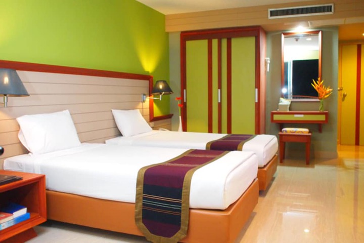 Room 7 of 131