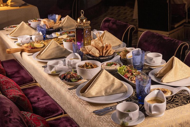 Breakfast/Coffee Service 115 of 208