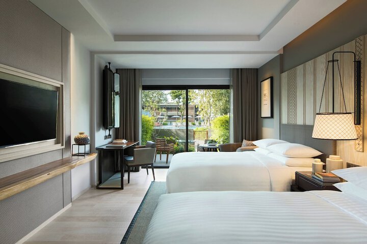 Room 20 of 122