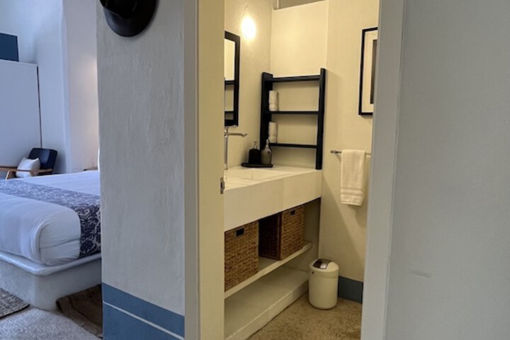 Room 54 of 144