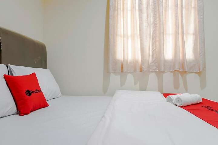 Room 8 of 38