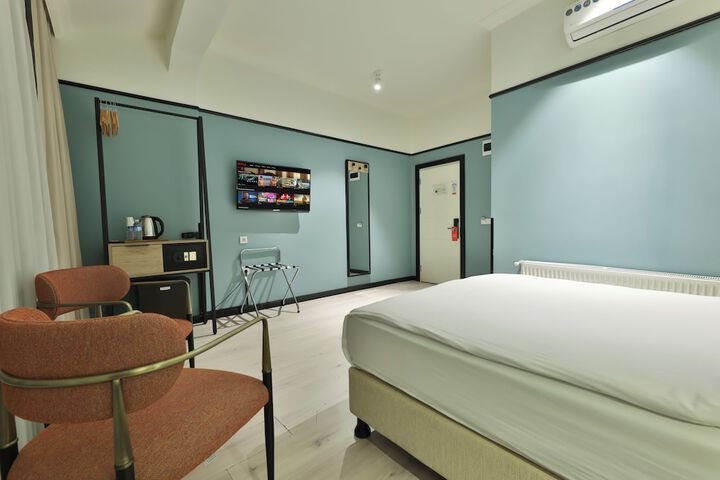 Room 13 of 59
