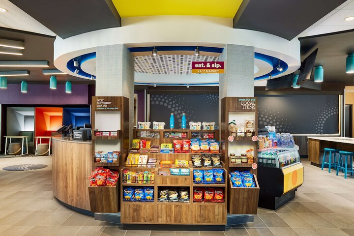 Snack bar