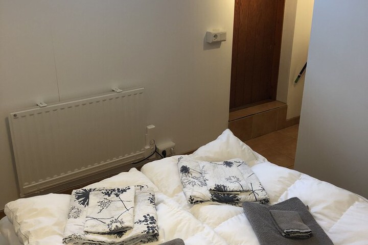 Room 2 of 56