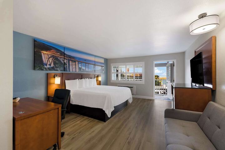 Room 29 of 65