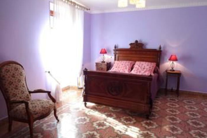 Room 12 of 21