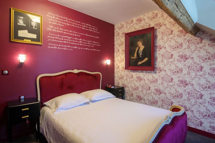 Room 7 of 75